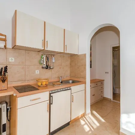 One-bedroom In Privlaka