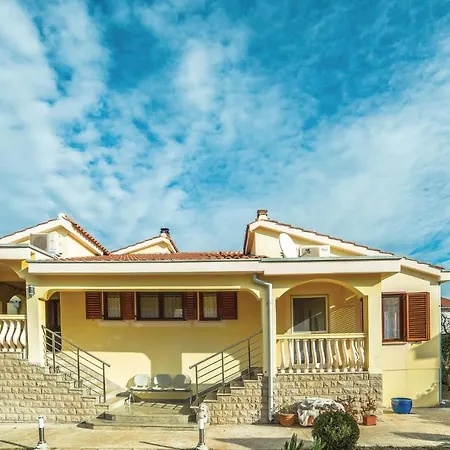 Appartamento One-bedroom In Privlaka *